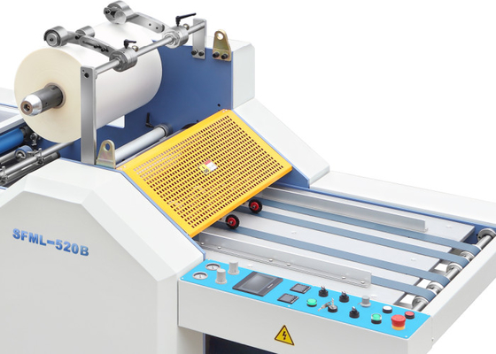 China Two Faced Digital Lamination Machine Hand Feeding Type Easy Operation supplier