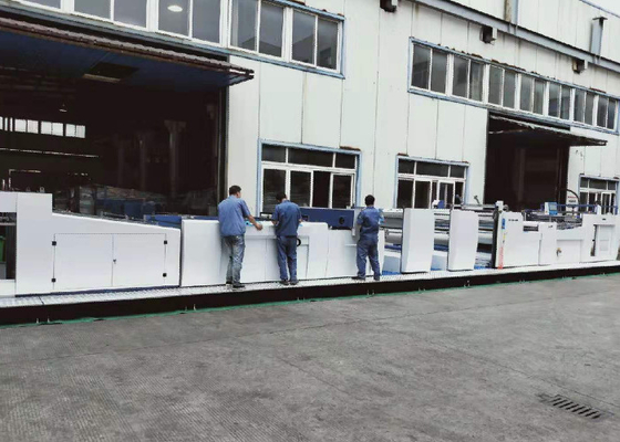 China Largest Size 1450mm Length Thermal Film Laminating Machine With Embossing Unit supplier