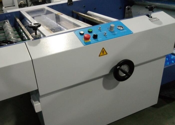 China Glossy / Matte Bopp Film Lamination Machine Semi Automatic Type Manual Feeding supplier
